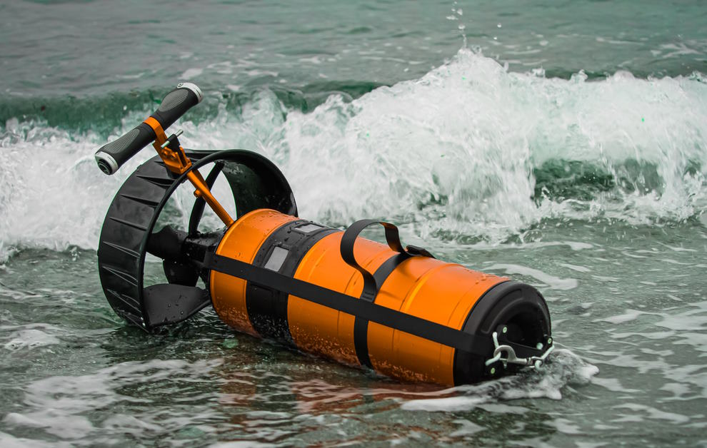The CudaX underwater scooter / DPV